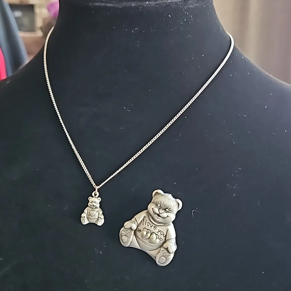Vintage Ms Dee silver teddy bear necklace earrings and pin - Picture 2 of 6